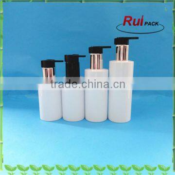 Flat shoulder white PET bottle with plastic cream pump,cosmetic PET bottle kits