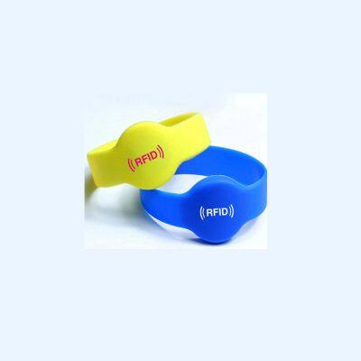Waterproof 13.56mhz Rfid Silicone Wristband S50 1k/ntag213 Smart Lock Key Nfc Bracelet