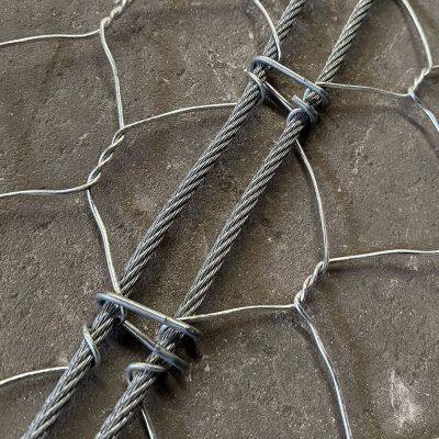 Shijiazhuang Factory PVC Coating Active Hexagonal Rock Netting System Woven Plain Weave Technique for Rockfall Protection