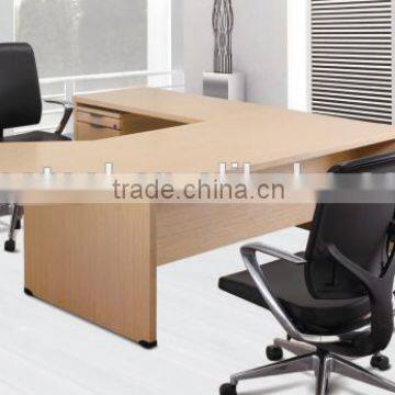 Modern P-shaped Executive CEO Office Desk