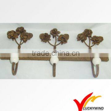 Wall Art Vintage 3 Metal Wall Hooks photo-4