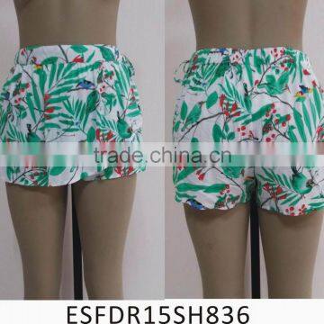 Viscose new design for girls sexy hot pants with green bird printed fabric