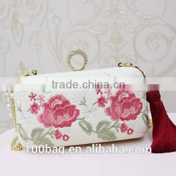 Stylish Fashion Classical Fancy Print Tassel pu Leather Clutch Evening Bag Manufactures China photo-5