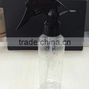 Fancy clear plastic bottle with black plastic trigger sprayer                        
                                                                                Supplier's Choice