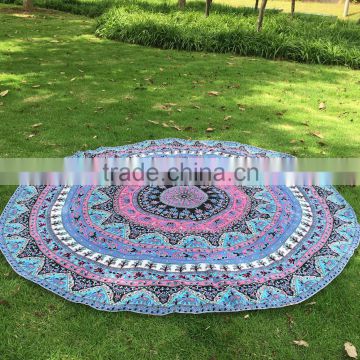 Latest Design Totem Round Beach Scarves Picnic Mat