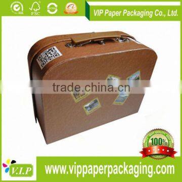 CHINA MANUFACTURER WHOLESALE CUTE HIGH QUALITY CUSTOM RECYCLED PAPER CARDBOARD SUITCASE BOX WITH HANDLE