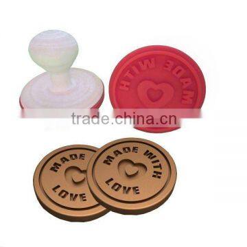 silicone cookie stamp "made with love"