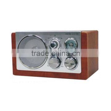 Table wooden AM/FM radio Wooden radio with speaker