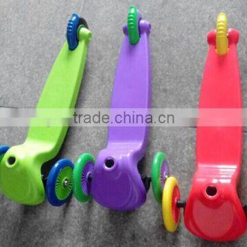 2 Front Waving Wheels New Kids Scooter ,2014 New Children Kick Scooter ,3 Wheels Swinging Kids Scooter photo-2