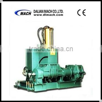 Kneader for rubber mixing