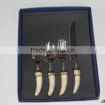 Steel Cutlery Set Mirror Polished With Bone Handle in Horn Shape photo-1