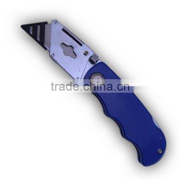 Promotional auto retractable utility knife