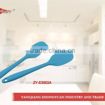 Hot selling food grade silicone scraper for kitchen utensil