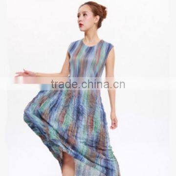 Women latest designs colorful printing sleeveless pleated dresses