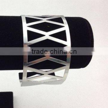 Elegant Black Metal Cuff Bangle Women Wide Hollow Bangle 2016 New Design Mens Bangle photo-5