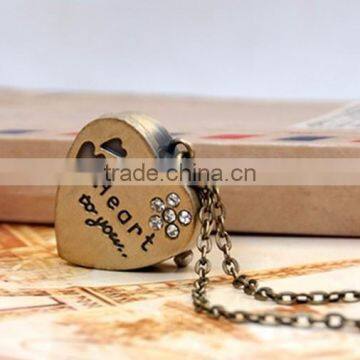 Retro design Heart shape with Rhinestones Flip-Open Cover Pocket Watch Necklace