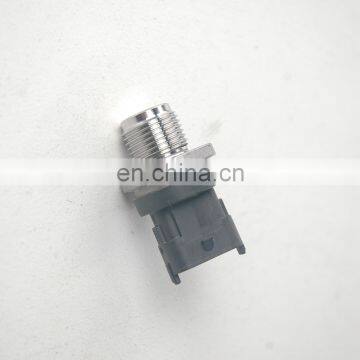 Original Common Rail Pressure Sensor Oil Pressure Sensor 0281006364/3974092