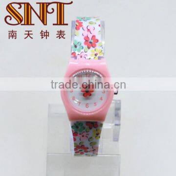 Hot selling plastic watch nice watch for children