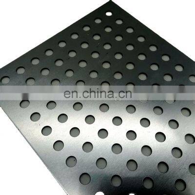 Punched Perforated Metal Mesh Protecting Metal Fence