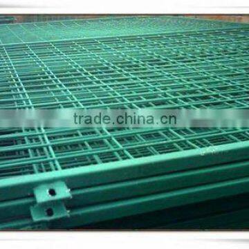 PVC coated wire mesh panel