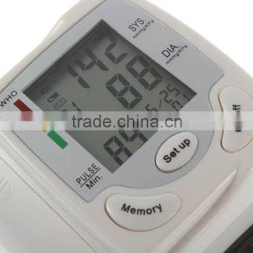 Blood Pressure Monitor Pulse Heart Beat Meter LCD Automatic sphygmomanometer