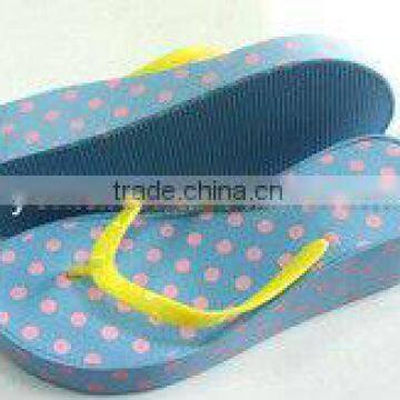 Pvc strap ladies color slopping slippers