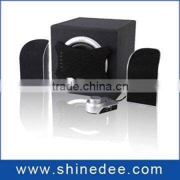 2.1 hi fi digital speaker with luxury dynamic display