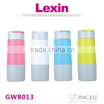 hot reuseable glass food grade silicone water bottle