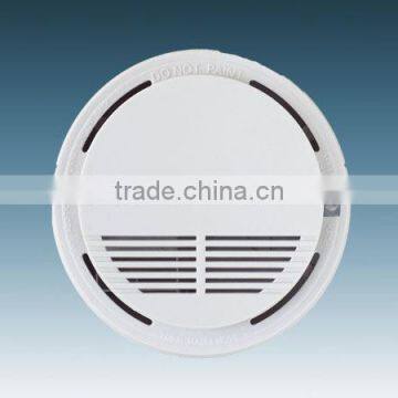 LED flash wireless smoke detector with battery