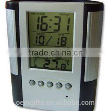 Multifunction Plastic Stylish Desktop Pen Holder With Calendar