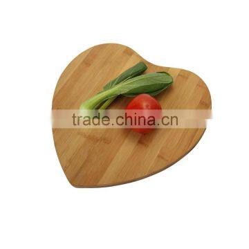 fashion heart shaped bamboo cutting baoard wholesale