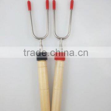 Extendable Wooden Spinning BBQ Fork photo-6