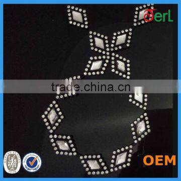 China wholesale plastic chain trimming in different sizes available