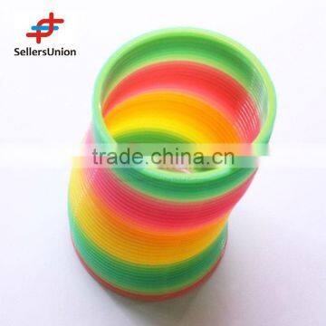 No.1 yiwu exporting commission agent wanted plastic rainbow circles hot selling coil spring toy for kids