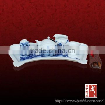 Delicate design high quality blue and white porcelain famous tea set for home hospitality