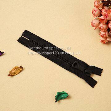 #3 #5 #8 #10 #15 #20 Plastic Zipper With Triangular Teeth Close End photo-5