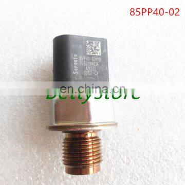 Original and new Diesel engine Sensor 85PP40-02