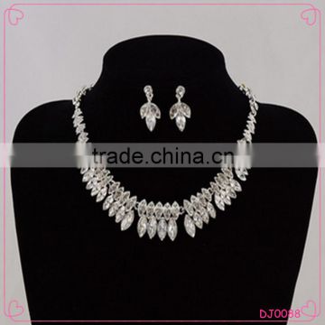 Four Layers Leaves Shaped Glass Crystal Necklace Jewelry Set