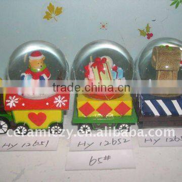 New polyresin christmas water globe