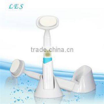 Hotsale Home Use Electric Sonic Facial Cleansing Brush Manufacturers