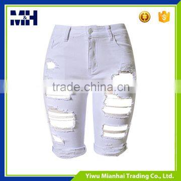 Personality Hole Fashion Street Snap Slim Big Yards of White Jeans Shorts photo-4