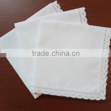White cotton woman handkerchief with lace edge