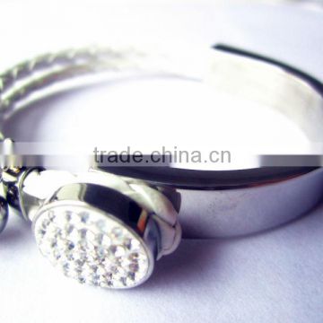 White hot Crystal Rhinestone clasp bell Bracelet