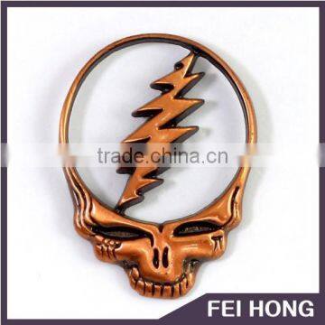 hot sales fancy Customized skull shape pin badge