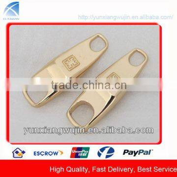 CD8394 Fashion Gold Metal Logo Zippers and Zipper Pullers