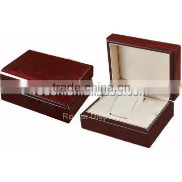 Prevalent High Gloss Wooden Watch Box