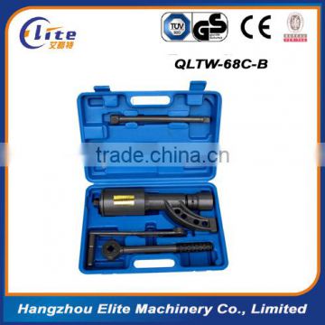 QLTW--68 labor saving wrench with two sockets for truck