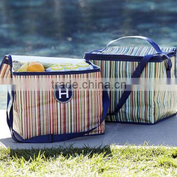 water-resistant Insulated beach cooler bag