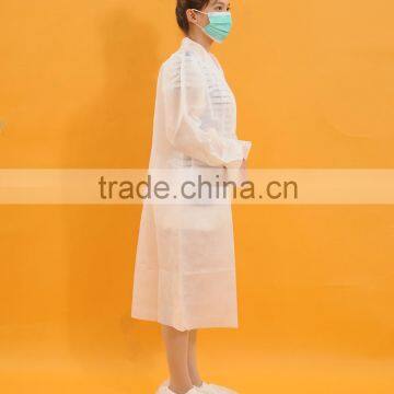 PP whte with zipper doctors lab coat with embroidery