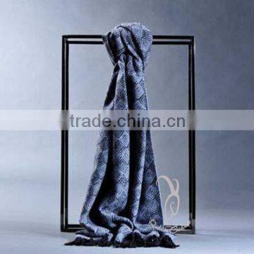 Woolen Fulling Diamond Pattern Long Scarf